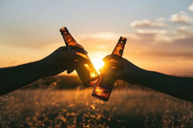 Alcohol is not among the items you cannot bring into Texas.