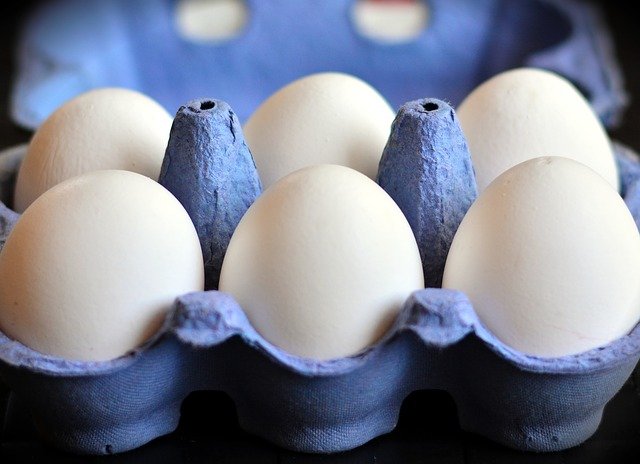 An egg carton can help you pack jewelry for moving.