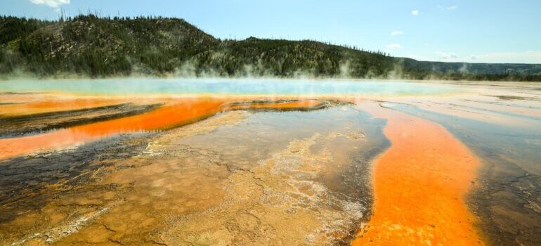 a picture of Yellowstone National Park