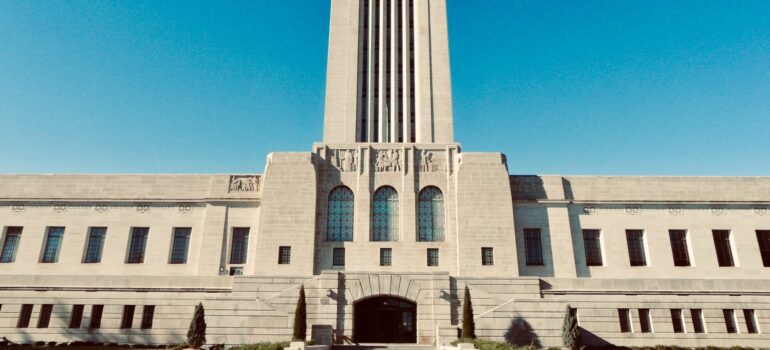 a picture of the state capitol of Nebraska, in Lincoln city