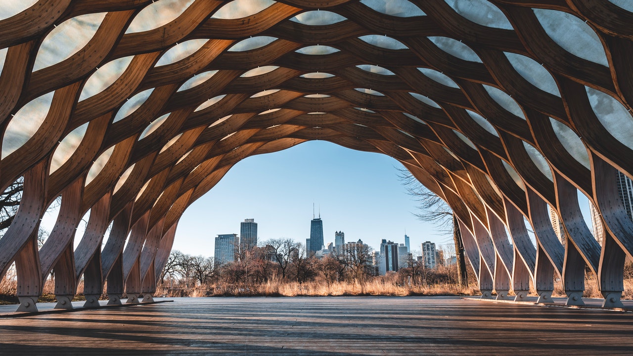 a view of the Chicago skyline through a tunnel to see where to live in Chicago