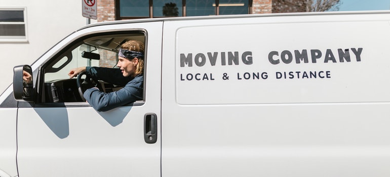 a man in a moving van can tell you cost to rent a moving truck