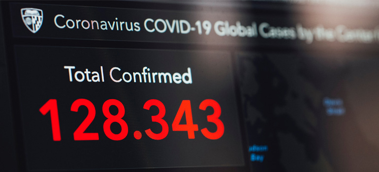 A website showing the number of COVID-19 confirmed infections.