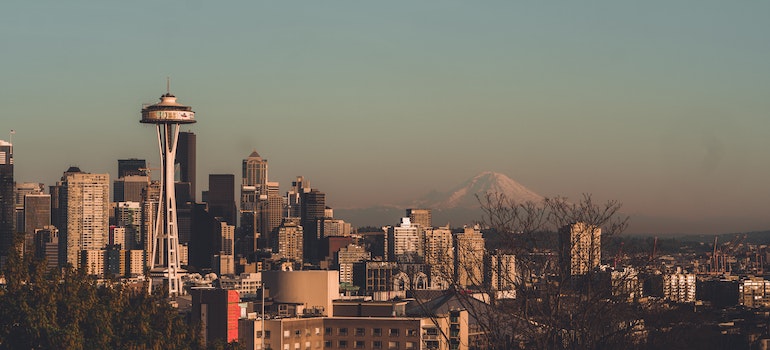 A view of Seattle with the Space Needle you can enjoy after moving from Austin to Seattle