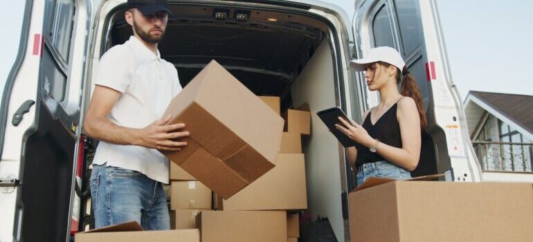 Some of the best cross country movers Peoria offers checking the boxes