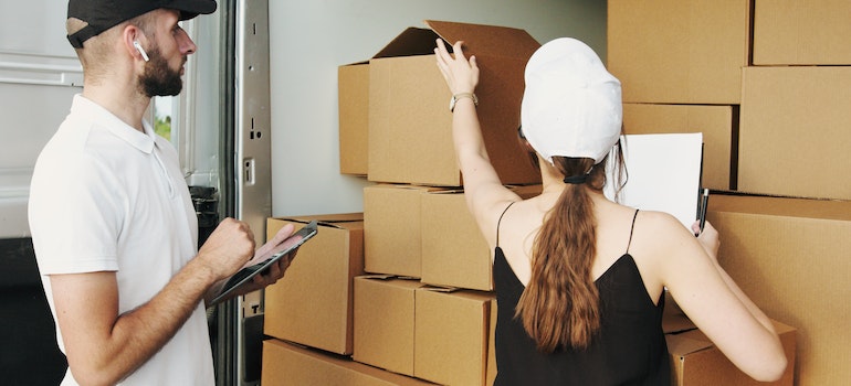 Best cross country movers Sparks packing boxes