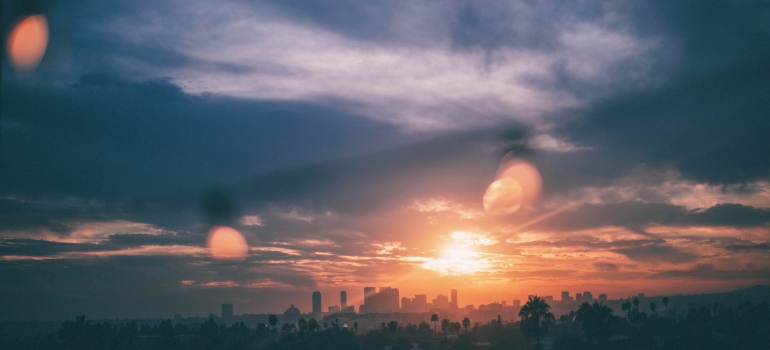 Picture of the LA skyline 